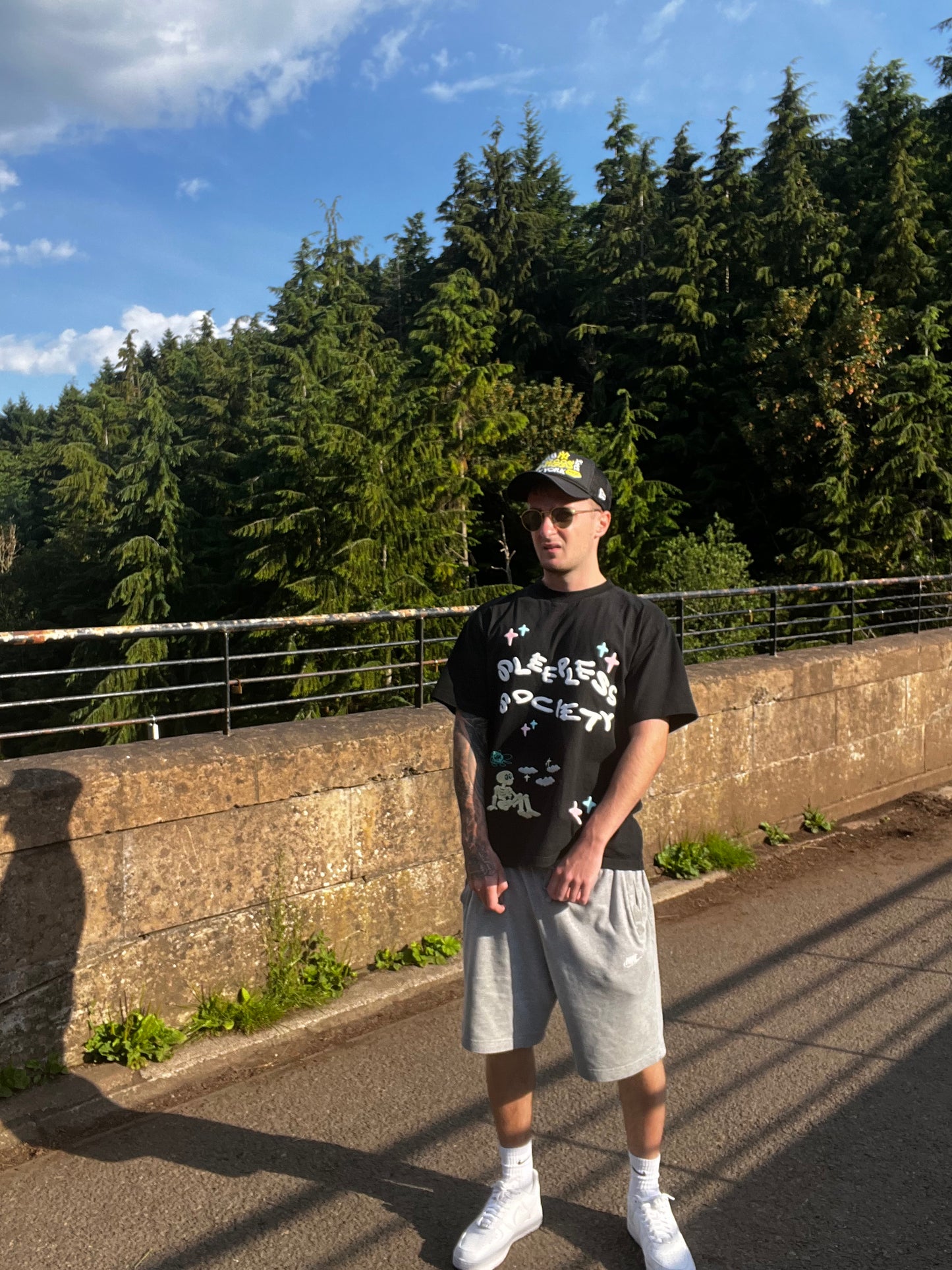 SLEEPLESS SOCIETY T-SHIRT